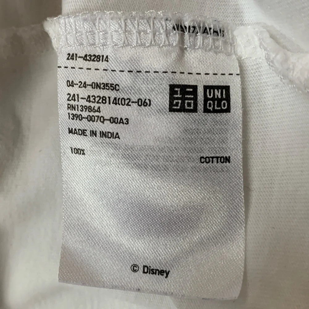 Minnie Mouse tee shirt size small - Picture 6 of 7
